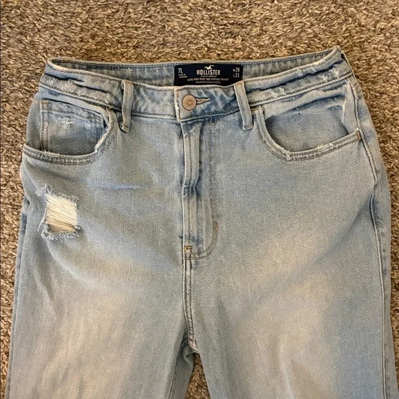 Hollister Ultra High Rise 90s Vintage Straight Jeans - Picture 3 of 5